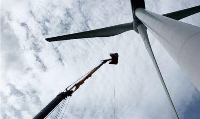 Services for non-Komaihaltec wind turbines and repair of large wind turbine blades