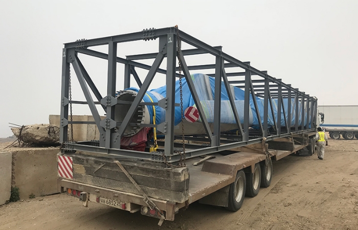 To prevent damage during extremely challenging transportation, blades were transported in steel frames